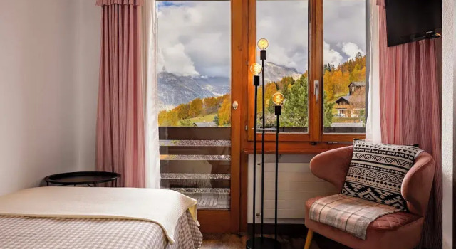 Одноместный номер Comfort с балконом и с видом на горы Hotel Restaurant Bürchnerhof