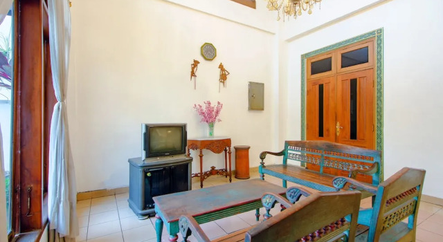 Oyo 1602 Trim Tiga Hotel, Book Hotel Hotels in Jetis with Parking, Parking