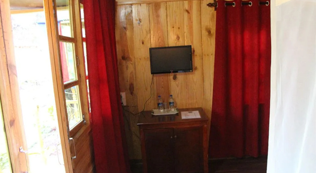 Neptune Point Premium Cottages, Book Hotel Hotels in Goa with a Pool, Swimming Pool