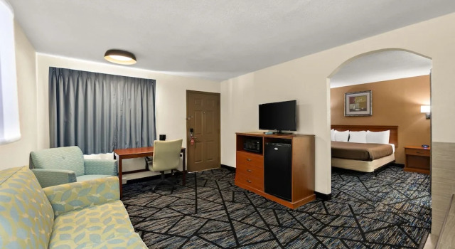 Двухместный люкс с балконом Americas Best Value Inn Celina