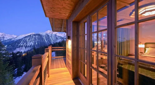 Полулюкс Prestige с балконом Apogée Courchevel, Oetker Hotels