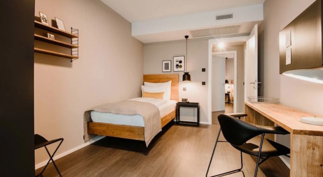 Апартаменты Business Premium с 3 комнатами Timehouse Serviced Apartments