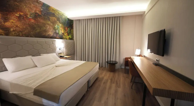 Двухместный номер Standard с видом на сад Dayman Hotel