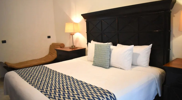 Номер Standard с видом на бассейн Hacienda Paradise Hotel