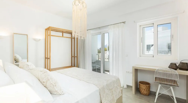 Номер Standard Дуплекс с красивым видом из окна Cyano Hotel