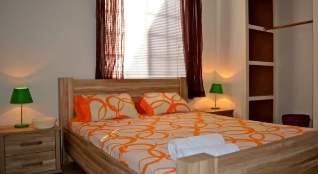 Parrot Villa