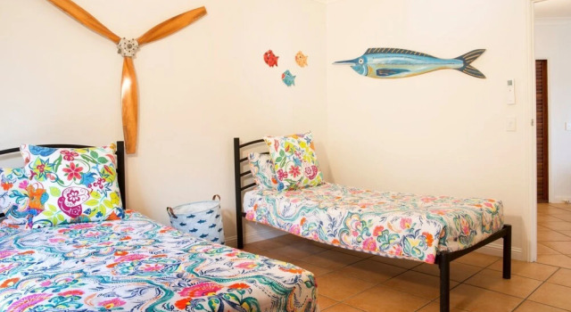 Коттедж Deluxe The Beach Villa on Newell Beach