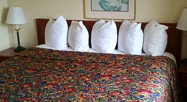 Двухместный номер Standard Days Inn by Wyndham Orange Anaheim