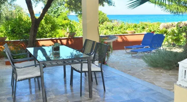 Holiday House Angelos B on Agios Gordios Beach, Забронировать Апартаменты/квартира Айос-Георгиос Остров Корфу