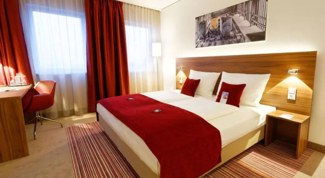 Номер Standard Four Points Flex by Sheraton Essen