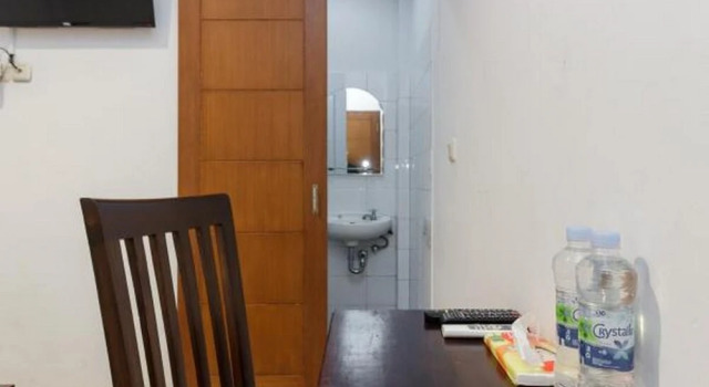 RedDoorz @ Sudirman, Reserva ahora Hotel Hoteles en Yakarta con piscina, cerca de Menara Imperium, Piscina
