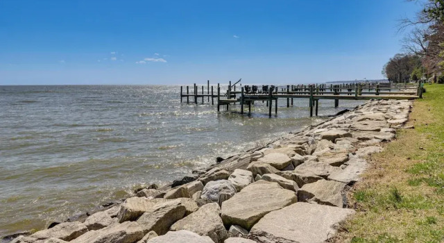 Коттедж с 3 комнатами Bayfront Maryland Retreat w/ Deck, Near Beaches!