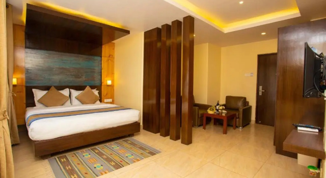 Полулюкс Hotel Lake Paradise