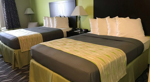 Четырёхместный номер Standard Best Western Mt. Vernon Inn