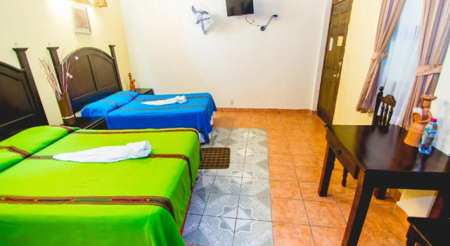 Четырёхместный номер Standard Hotel Santa Maria
