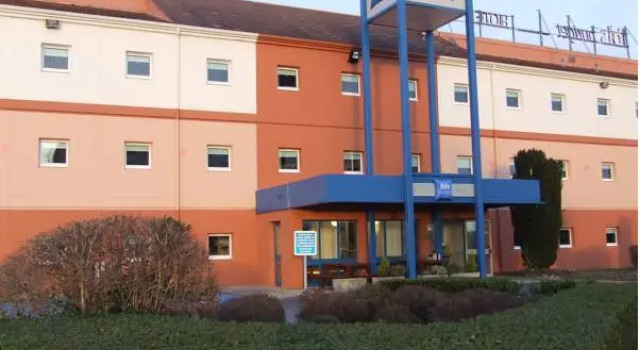 Yurtta yatak ibis budget Bourges