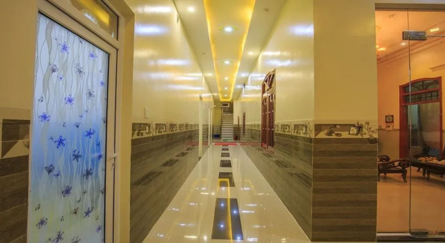 Hiep Si Hotel, Rezervovat Hotel Hotely v Quang Ngai se snídaní, Snídaně