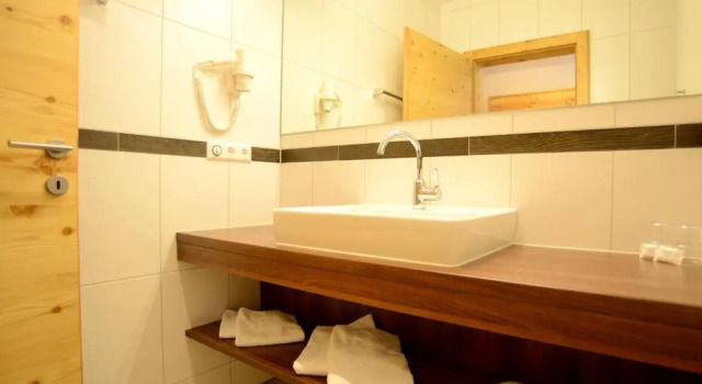 Двухместный номер Standard с балконом Hotel Brunnwirt