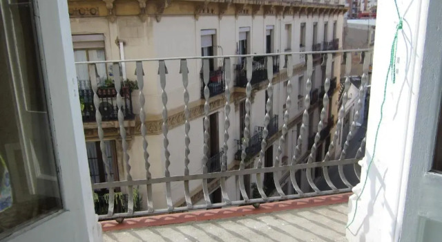 Апартаменты Fira Plaza España Apartment 3th floor balcony