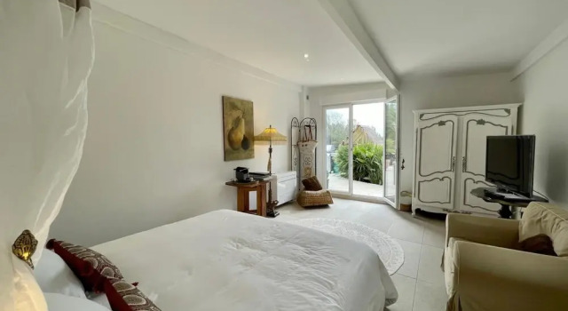 B&B Villa Ganesh, Забронировать Отель «постель и завтрак» Ле-Руре Приморские Альпы