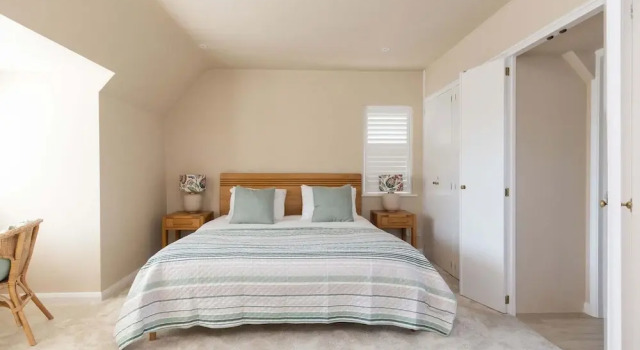 Coastal Comfort for 6 Felpham Beach, Забронировать Дом для отпуска Отели Исторического графства Суссекса с парковкой, Парковка