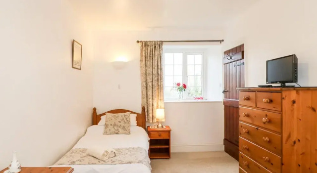 Littleham Court Cottage