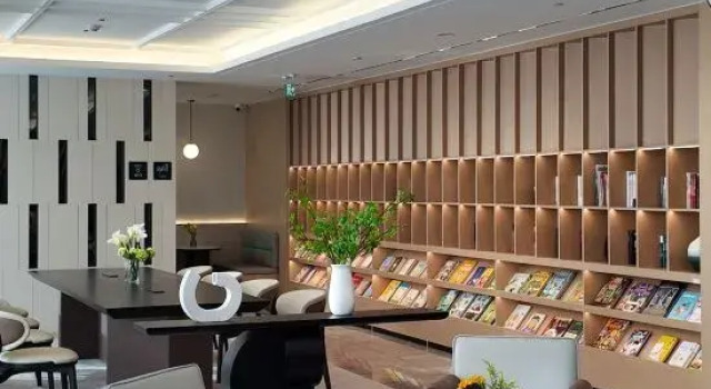 Atour Hotel, Jiehe Scenic Area, East Station of High-Speed Railway, Dezhou, Rezerwuj Hotel Hotele w Dezhou z parkingiem, Parking