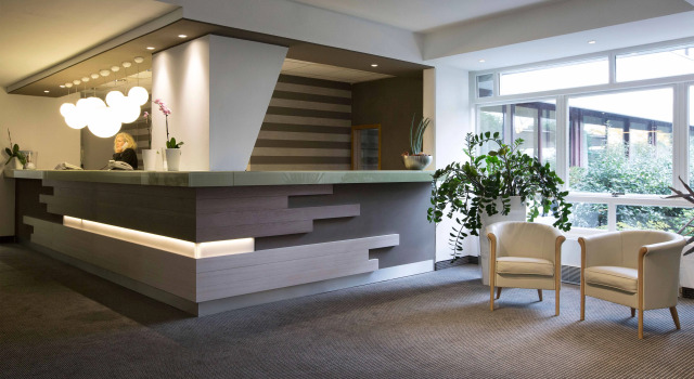 Living Place Hotel