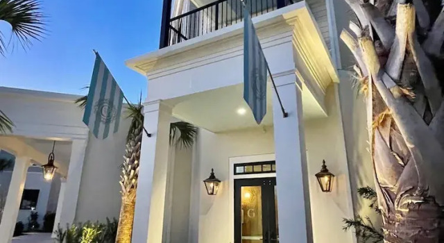 The George Hotel, Book Hotel Georgetown Charleston
