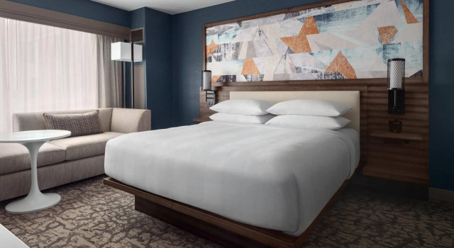 Номер Standard Marriott Boston Quincy