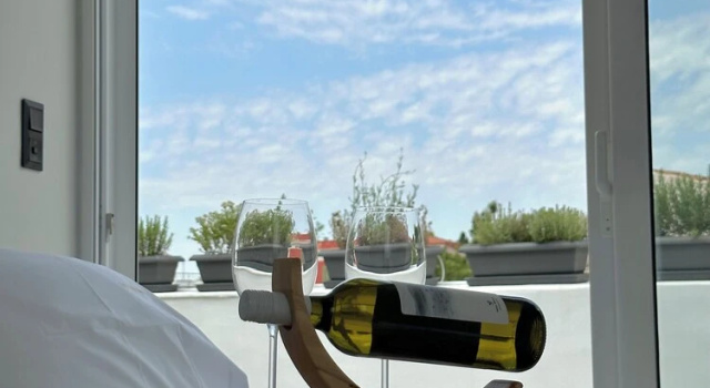 Апартаменты Premium Step One | Luxury Suites right in the heart of Acropolis next to metro station