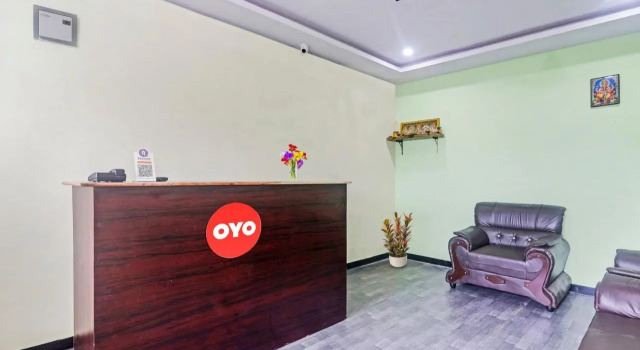 OYO 93028 Hotel Venkateshwara Grand, Rezerwuj Hotel Hajdarabad 