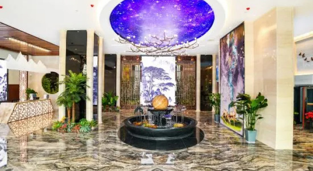 Zhongying International Hotel, Book Hotel Yangjiang 