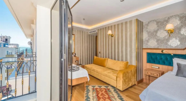 Четырёхместный номер Standard Aprilis Gold Hotel - Special Category