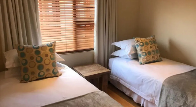 Семейная вилла Topaz Cove Luxury Villas