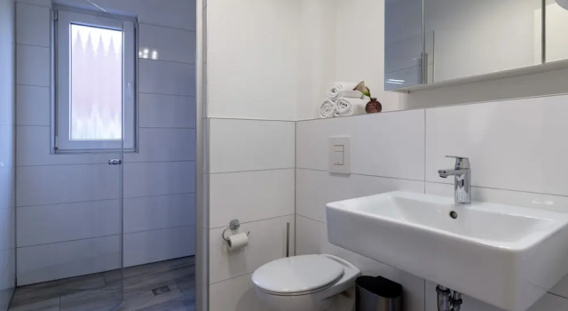 Полулюкс GLEUEL INN HOTEL - Serviced Apartments