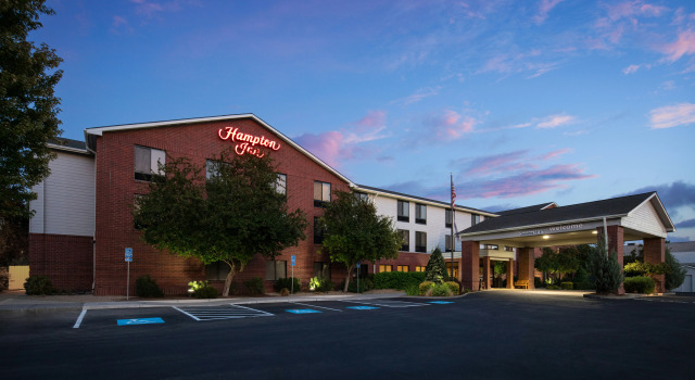Hampton Inn Medford, Rezerwuj Hotel Medford 