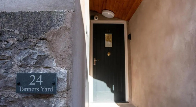 24 Tanners Yard