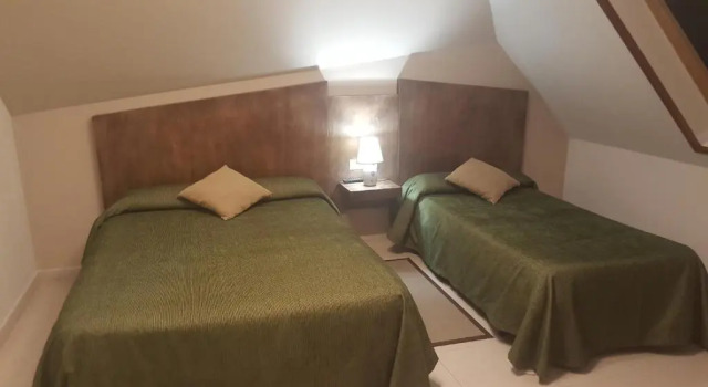 Трёхместный номер Standard с видом на море Hostal O Forno