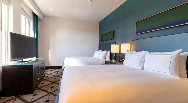 Четырёхместный номер Standard The Exchange Sacramento, Curio Collection By Hilton