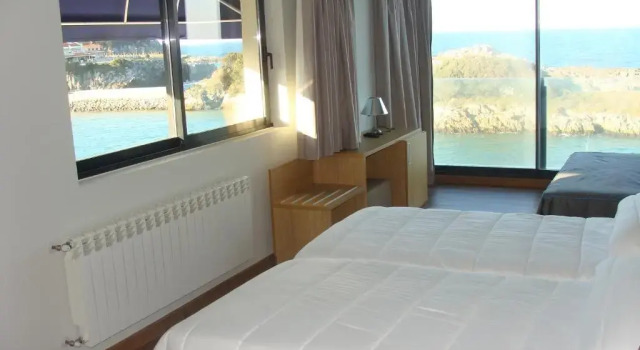 Семейный номер Standard с видом на море Hotel Astuy