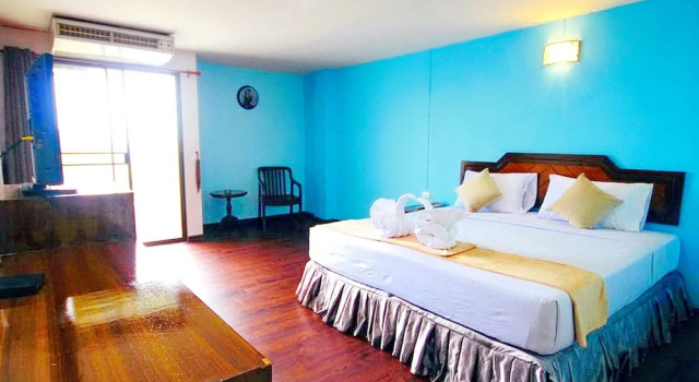 Двухместный номер Standard с балконом Wiangwalee Hotel