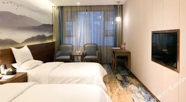 Liuhe Hotel, Rezervovat Hotel Hotely v Cheng-jang s parkováním, Parkování