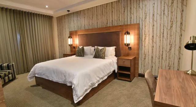 Апартаменты Luxury Tredenham Boutique Hotel