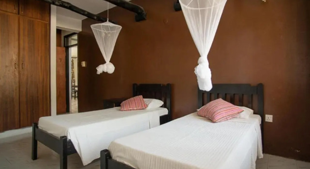 Вилла Economy Bahari Dhow Beach Villas