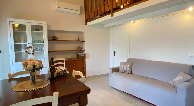 Pleasant holiday home in Marone with balcony/terrace, Buchen Sie Hotel Marone Iseosee