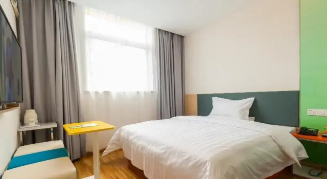 7 Days Inn·Panzhihua Fifty-Four Turntable Center, Varaa Hotelli Panzhihua Sichuan