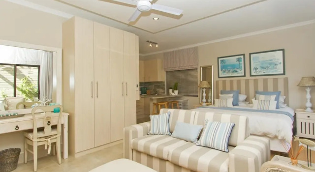 Апартаменты Luxury Dolphin Villa