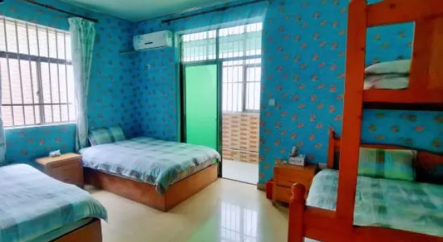 Семейный люкс Huiran Hostel Shenzhen