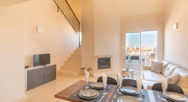 2247-Duplex 3 Bedrooms with 2 Terraces